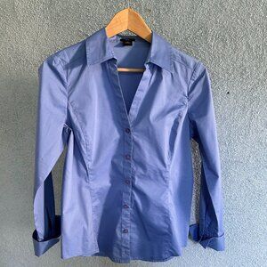 Ann Taylor Petite Blue Tailored Button-Up Shirt 6P